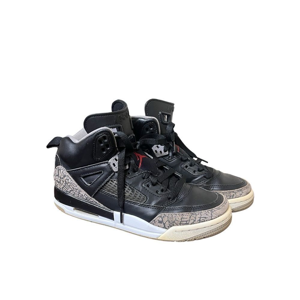 Jordan Spizike gs black cement 5.5Y
